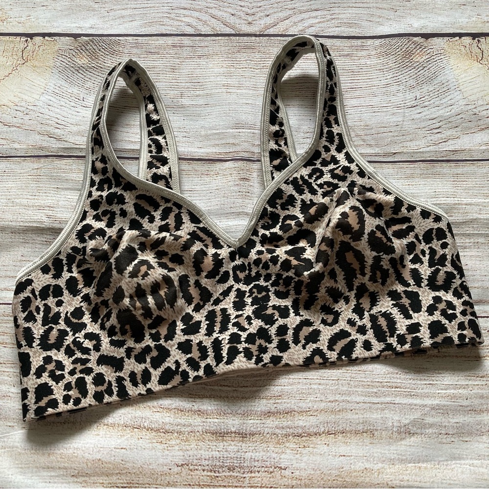 Hanes Leopard Print Unlined Bra Women’s Small Tan Black